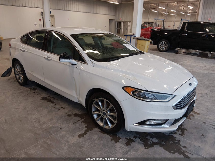Photo of the 2017 FORD FUSION SE