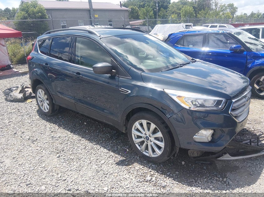 Photo of the 2019 FORD ESCAPE SEL