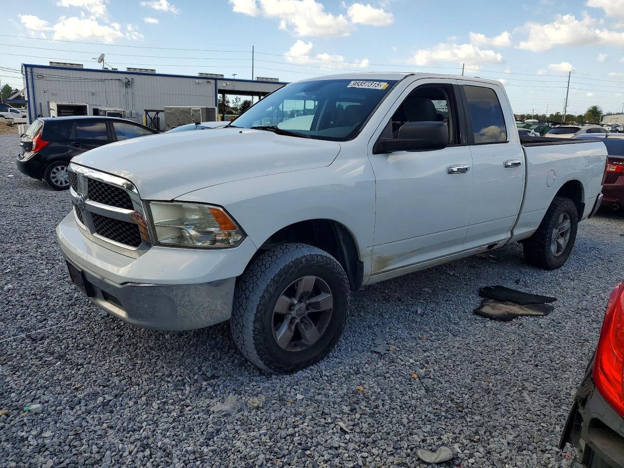Photo of the 2013 RAM 1500 SLT