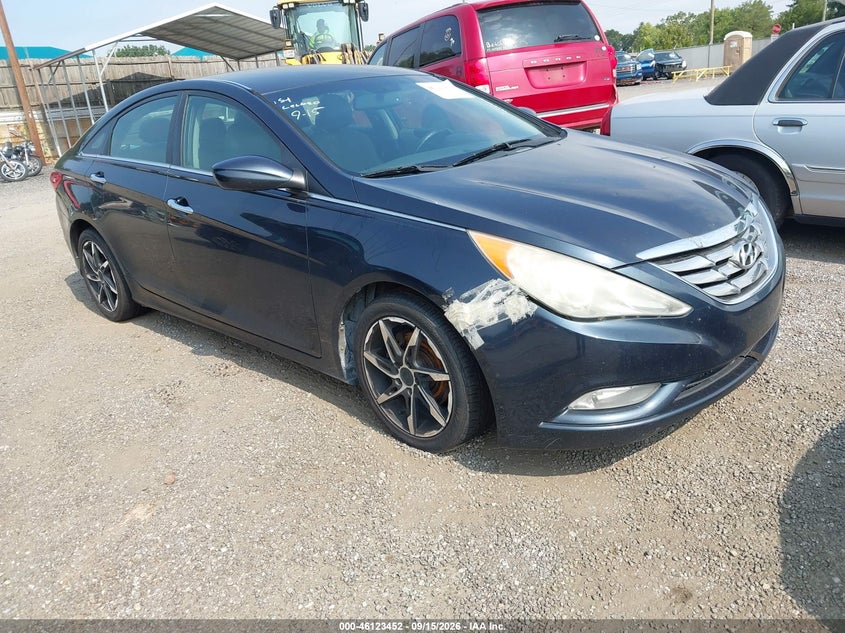 Photo of the 2012 HYUNDAI SONATA SE