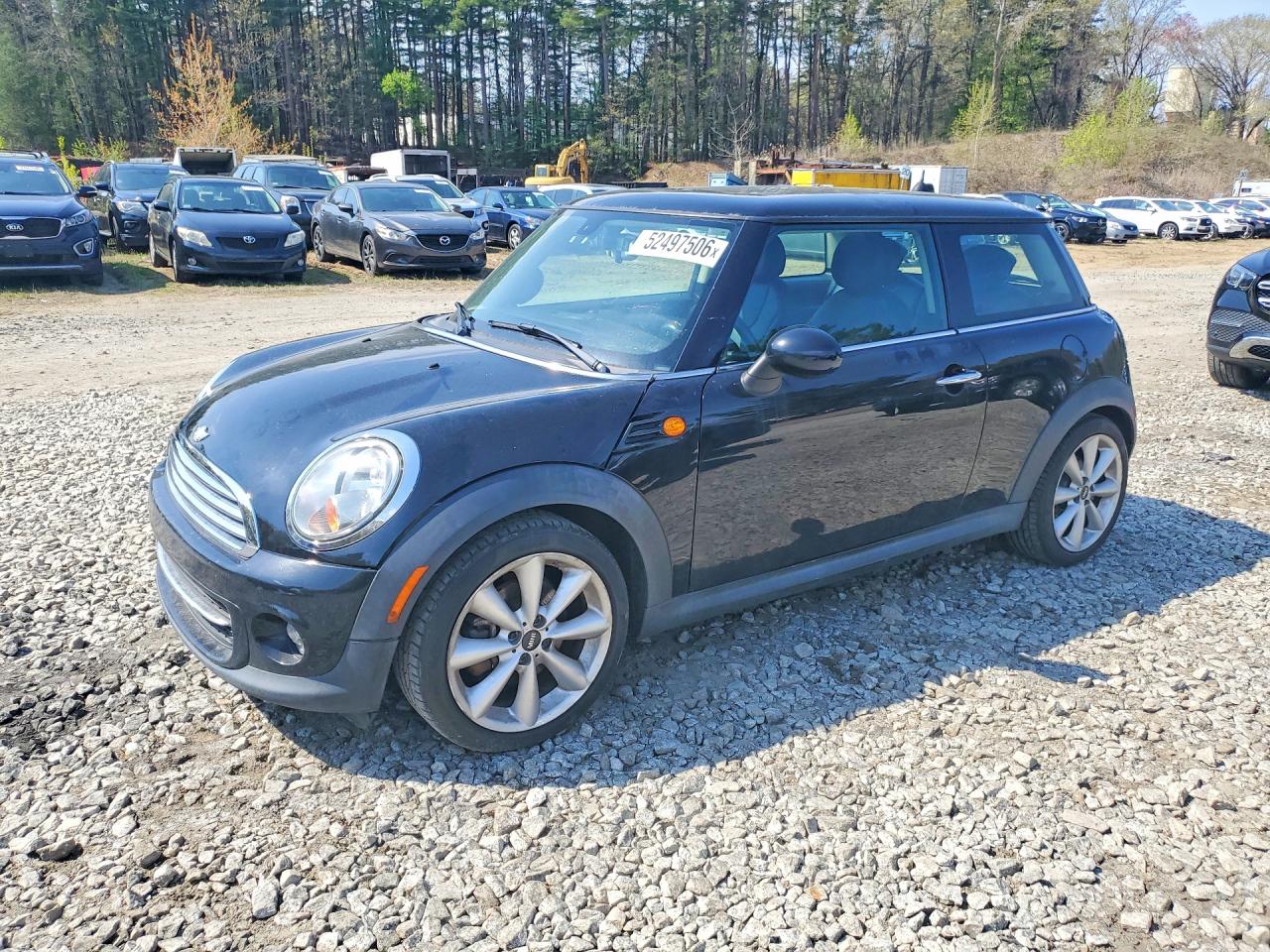 Photo of the 2013 MINI COOPER