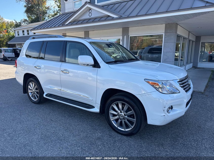Photo of the 2011 LEXUS LX 570