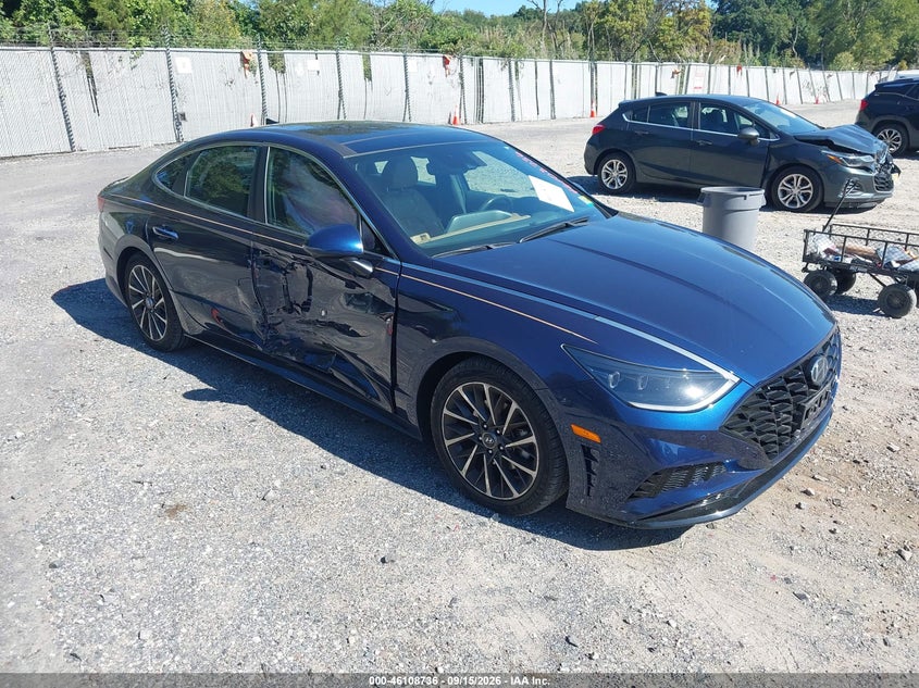 Photo of the 2021 HYUNDAI SONATA LIMITED