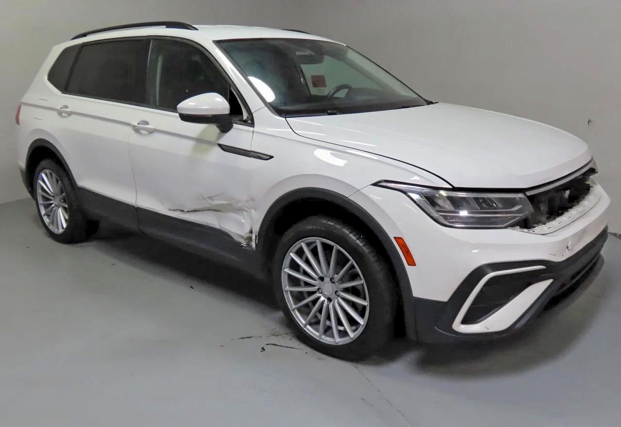 Photo of the 2024 VOLKSWAGEN TIGUAN S