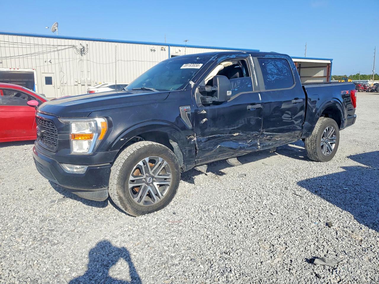Photo of the 2022 FORD F150 SUPERCREW