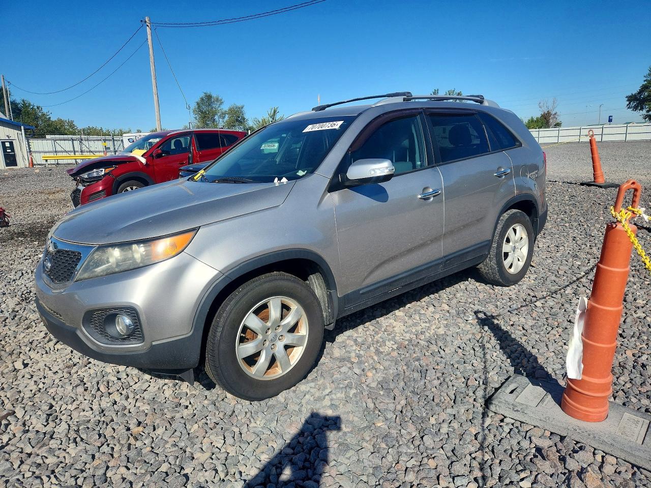 Photo of the 2013 KIA SORENTO LX
