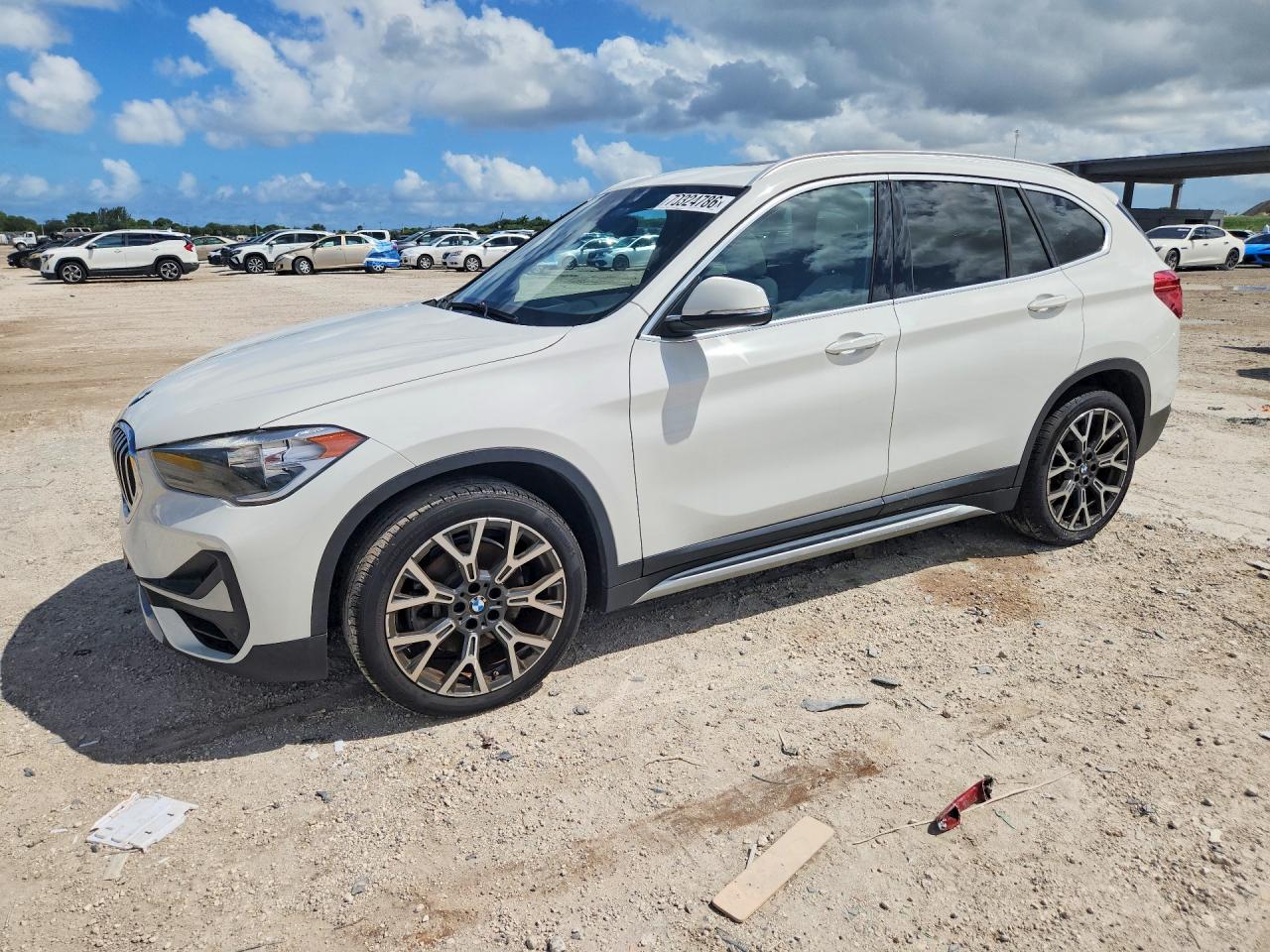 Photo of the 2021 BMW X1 SDRIVE28I