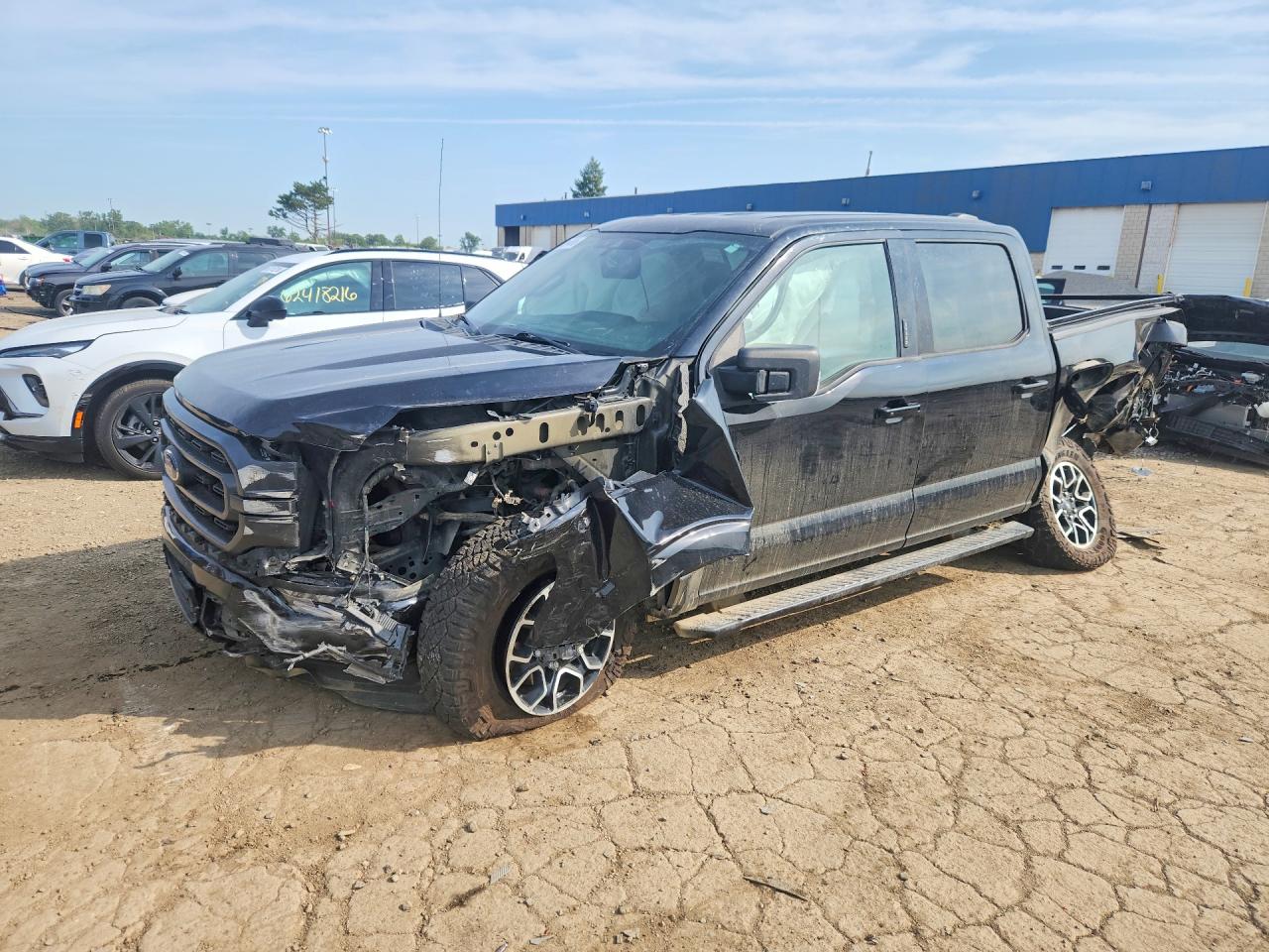 Photo of the 2021 FORD F150 SUPERCREW