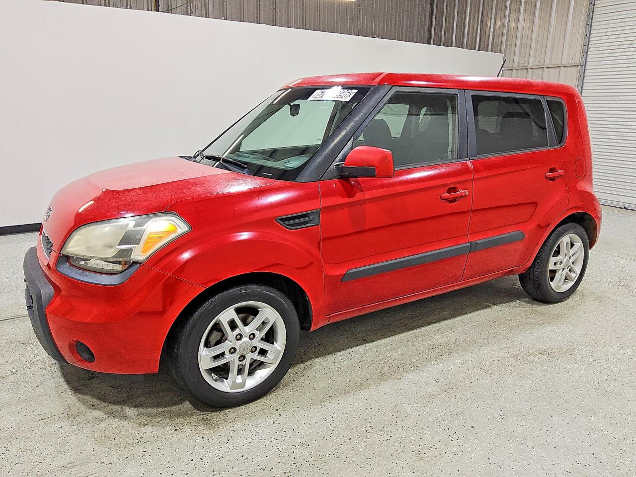 Photo of the 2011 KIA SOUL +