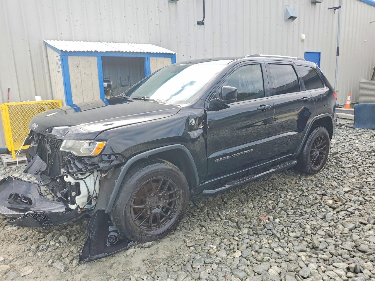 Photo of the 2018 JEEP GRAND CHEROKEE LAREDO