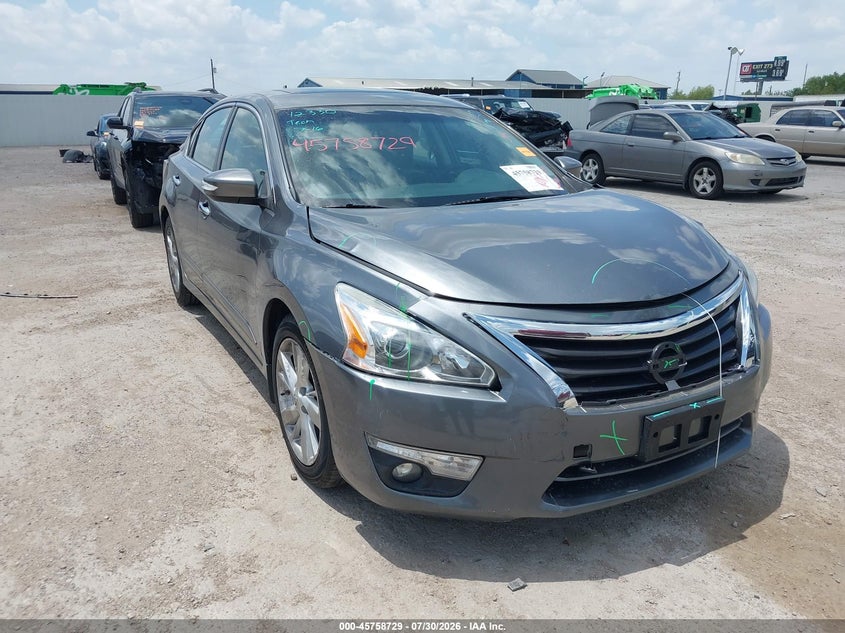 Photo of the 2015 NISSAN ALTIMA 2.5 SL