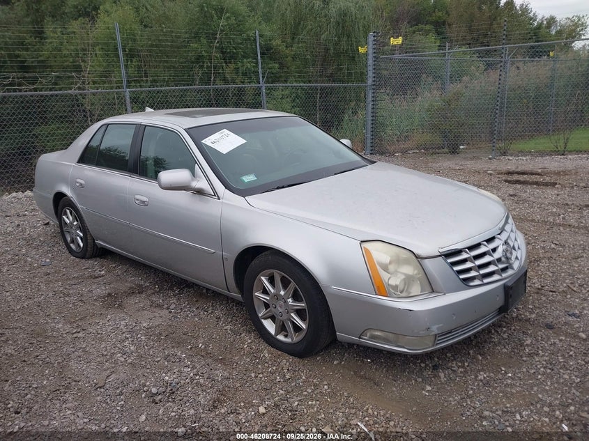 Photo of the 2010 CADILLAC DTS LUXURY COLLECTION