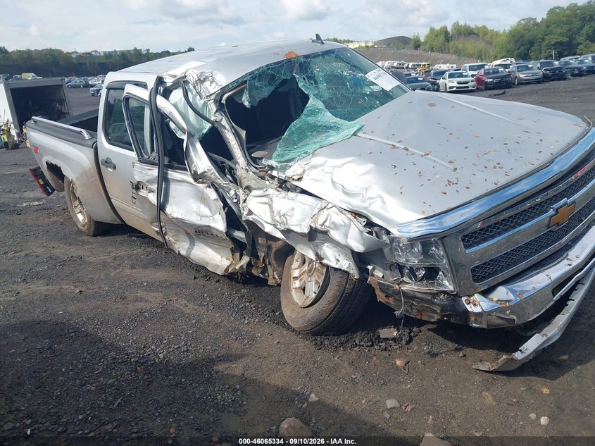 Photo of the 2013 CHEVROLET SILVERADO 1500 LT