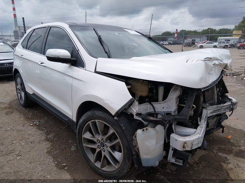 Photo of the 2015 FORD EDGE TITANIUM
