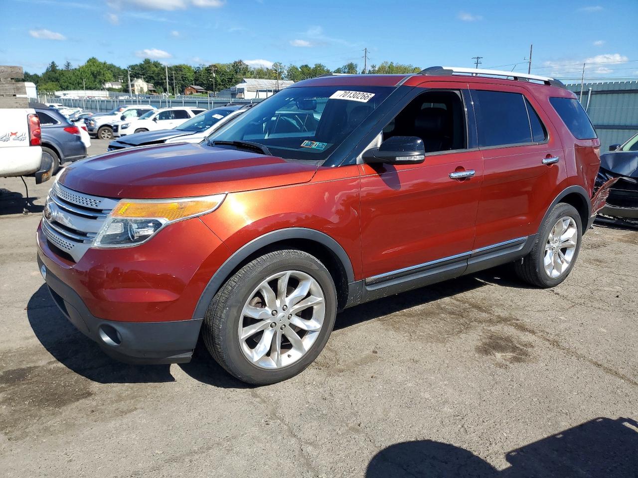 Photo of the 2014 FORD EXPLORER XLT