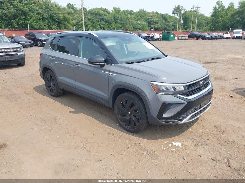 Photo of the 2024 VOLKSWAGEN TAOS 1.5T SE