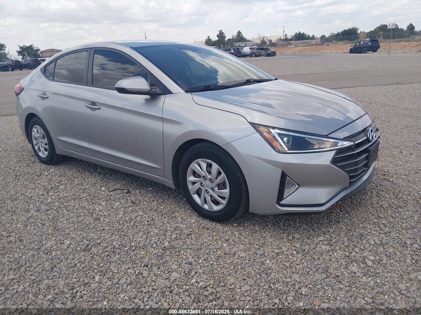 Photo of the 2020 HYUNDAI ELANTRA SE
