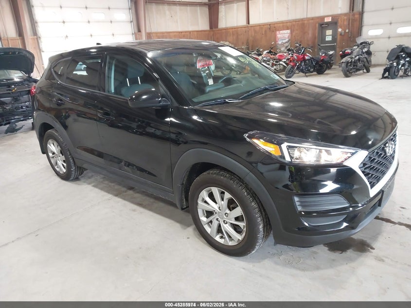 Photo of the 2020 HYUNDAI TUCSON SE