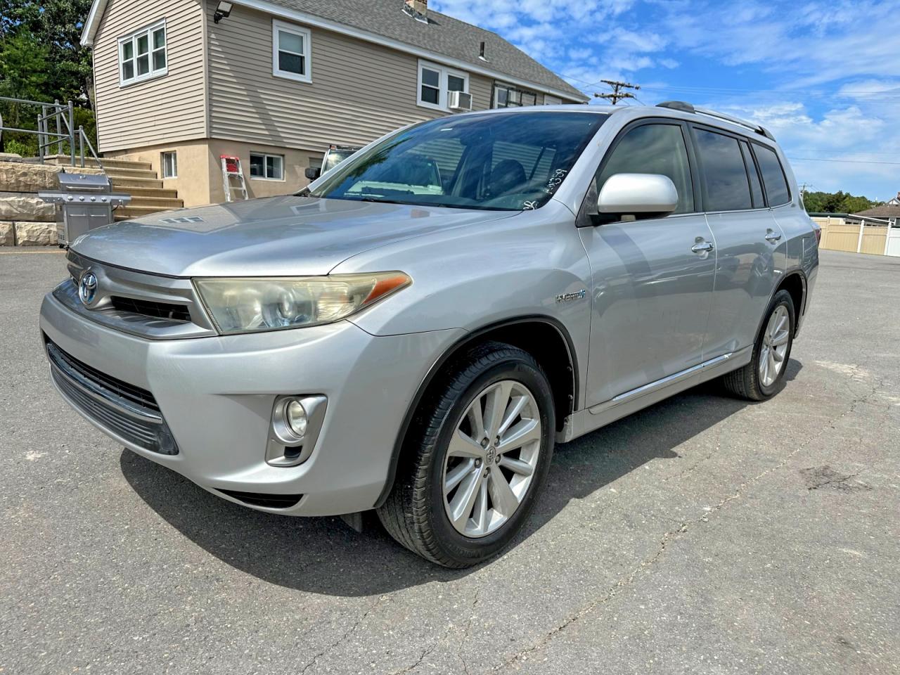 Photo of the 2012 TOYOTA HIGHLANDER HYBRID LIMITED