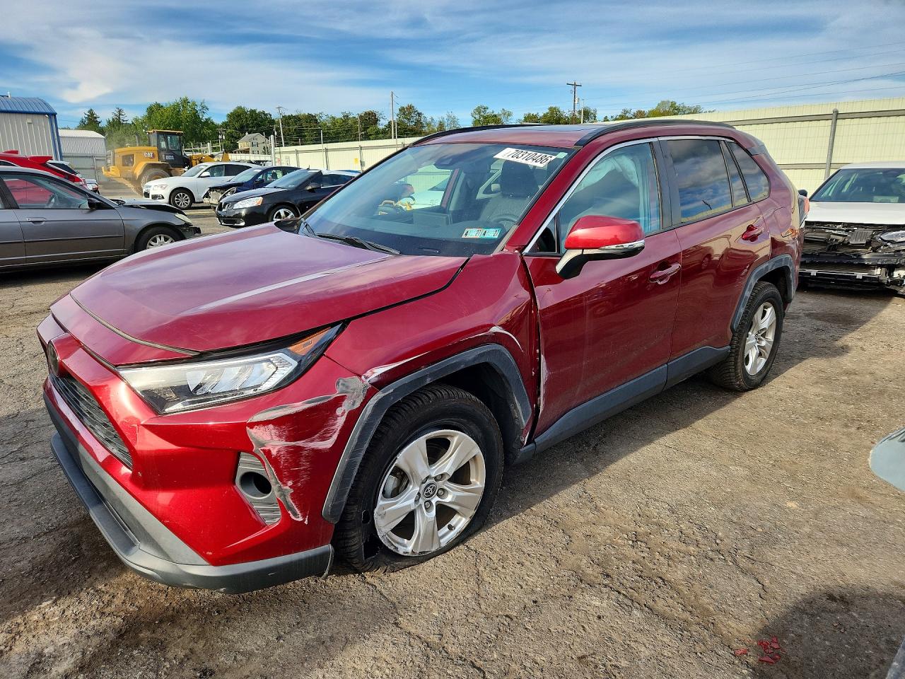 Photo of the 2021 TOYOTA RAV4 XLE
