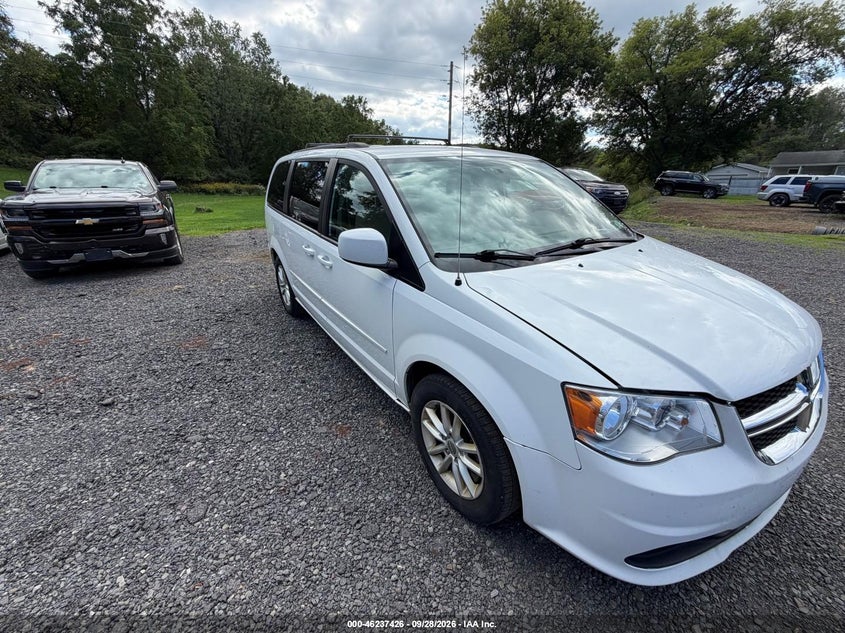 Photo of the 2016 DODGE GRAND CARAVAN SXT