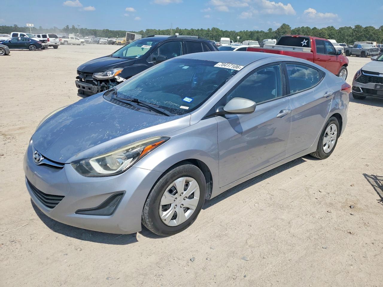 Photo of the 2016 HYUNDAI ELANTRA SE