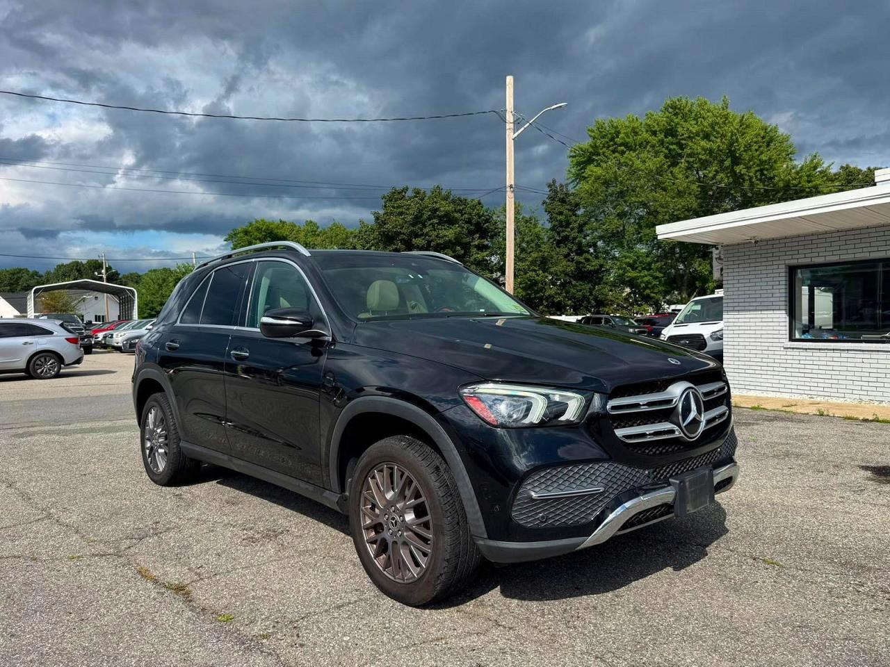 Photo of the 2021 MERCEDES-BENZ GLE 350