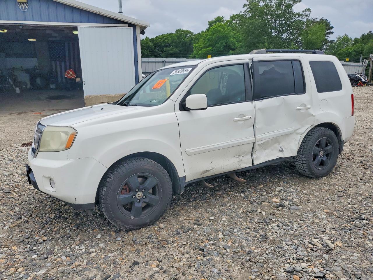 Photo of the 2010 HONDA PILOT EXL
