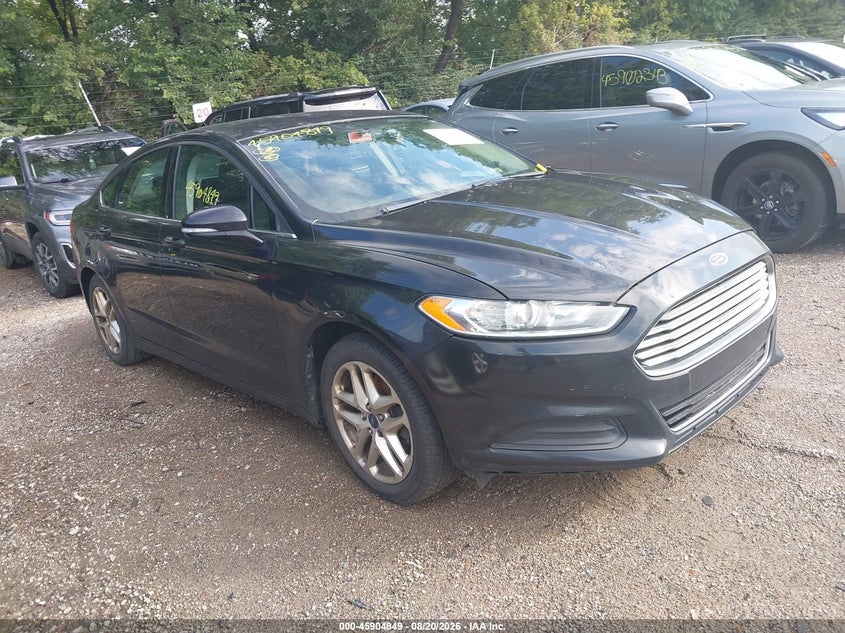 Photo of the 2013 FORD FUSION SE