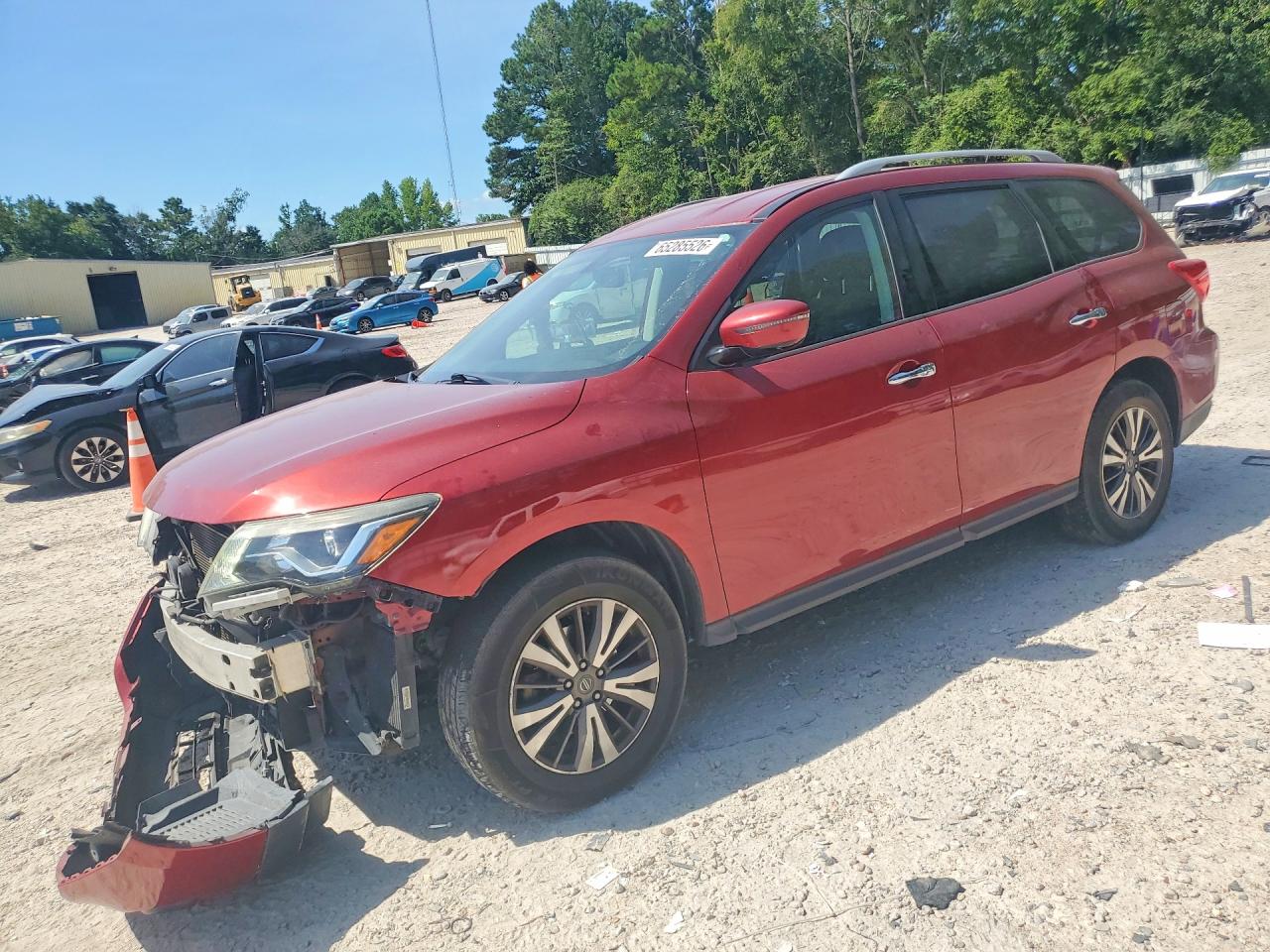 Photo of the 2017 NISSAN PATHFINDER SV