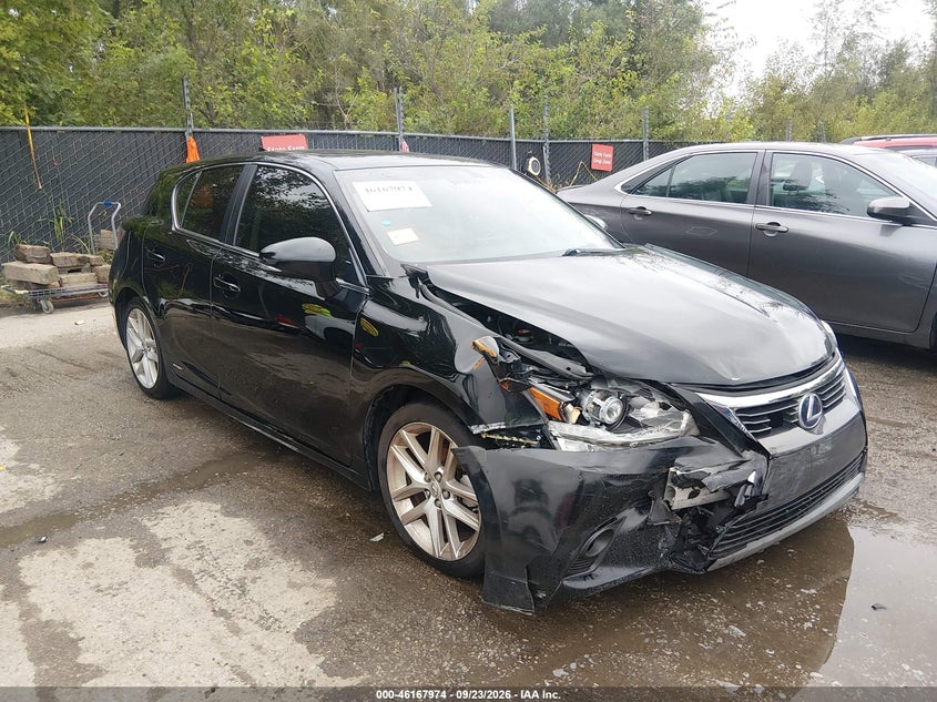Photo of the 2015 LEXUS CT 200H