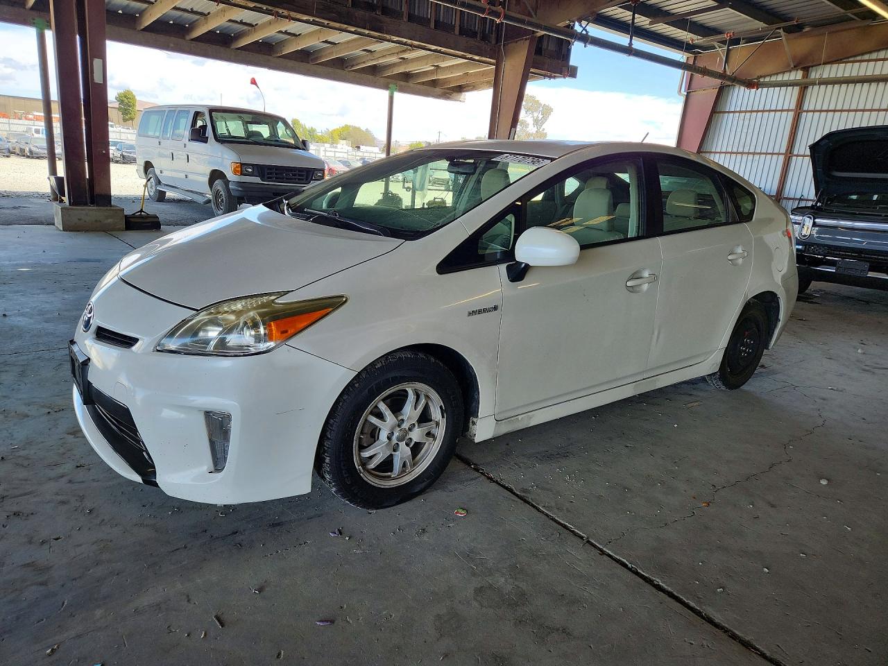 Photo of the 2014 TOYOTA PRIUS TWO