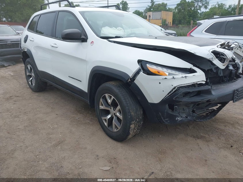 Photo of the 2015 JEEP CHEROKEE TRAILHAWK