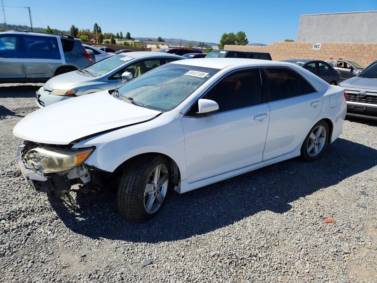 Photo of the 2014 TOYOTA CAMRY SE