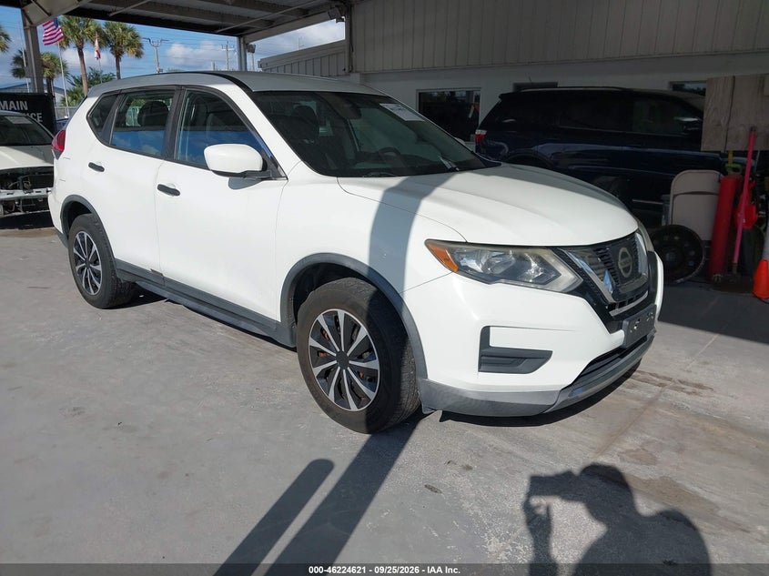 Photo of the 2017 NISSAN ROGUE S