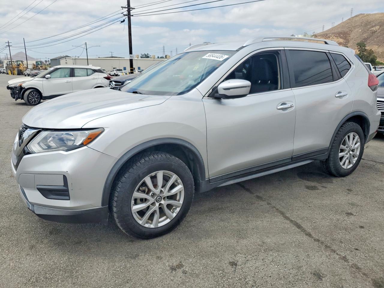 Photo of the 2018 NISSAN ROGUE SV