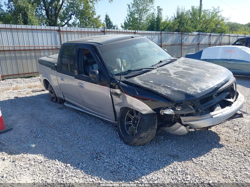 Photo of the 2003 FORD F-150 LARIAT