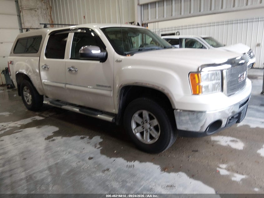Photo of the 2011 GMC SIERRA 1500 SLE