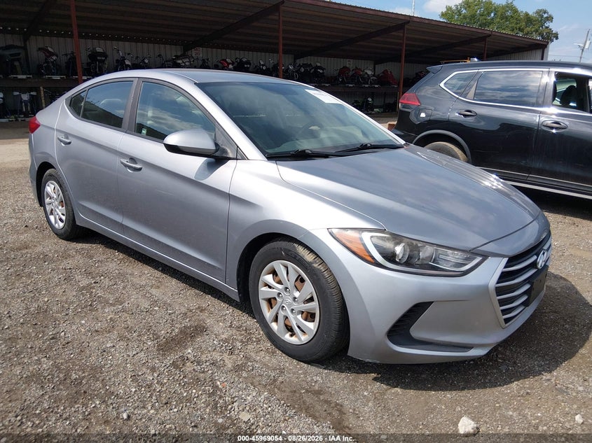Photo of the 2017 HYUNDAI ELANTRA SE