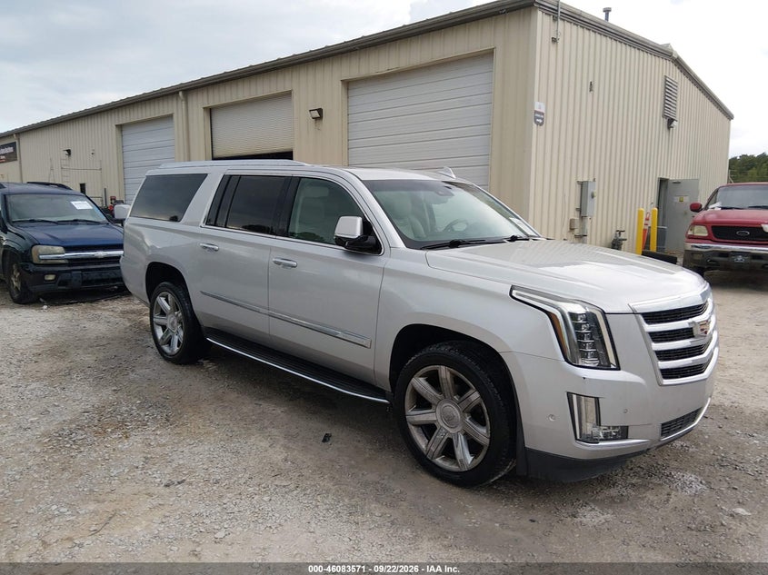 Photo of the 2018 CADILLAC ESCALADE ESV LUXURY