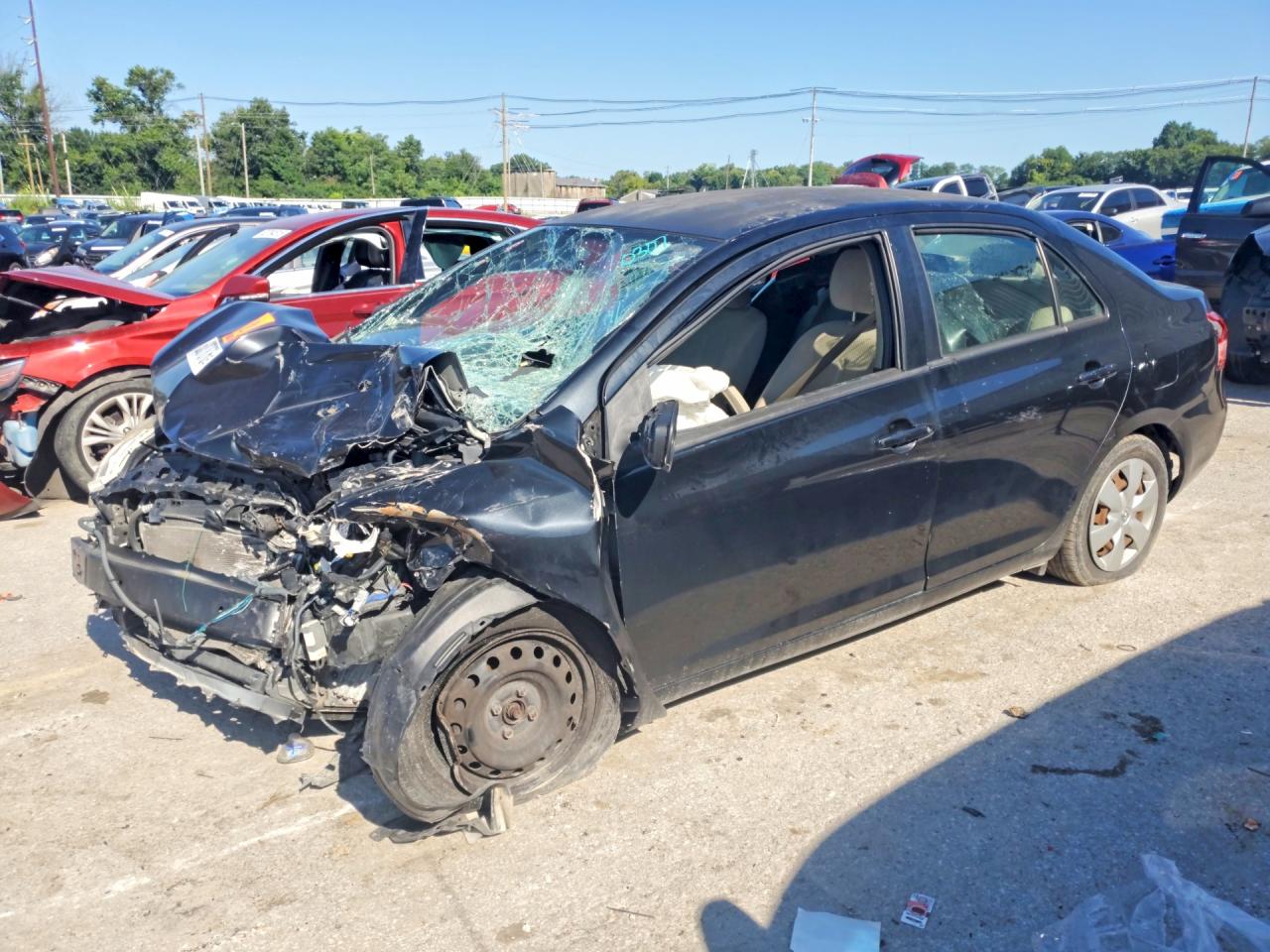 Photo of the 2008 TOYOTA YARIS BASE
