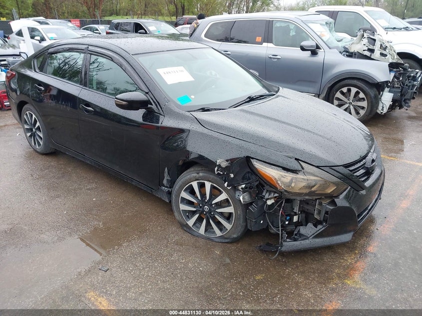 Photo of the 2018 NISSAN ALTIMA 2.5 SV