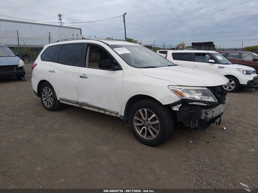 Photo of the 2013 NISSAN PATHFINDER SL
