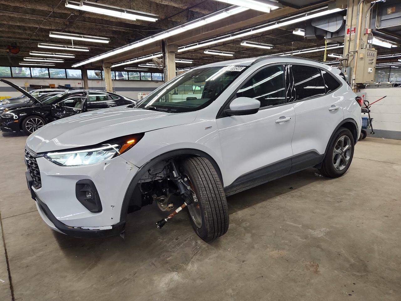 Photo of the 2025 FORD ESCAPE ST LINE SELECT