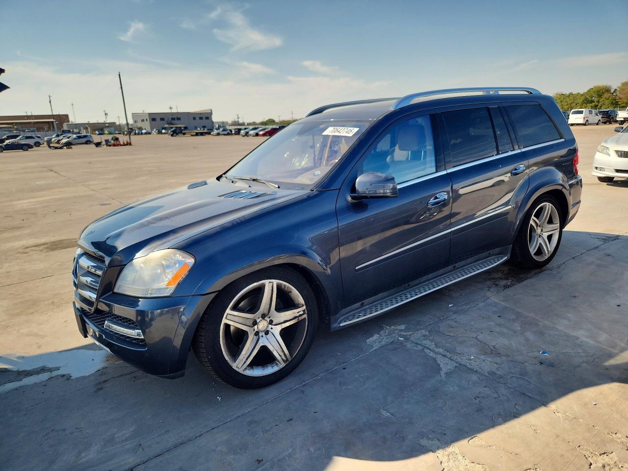 Photo of the 2012 MERCEDES-BENZ GL 550 4MATIC