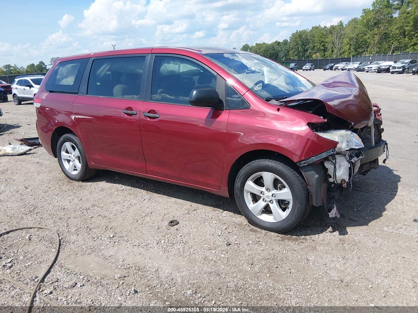 Photo of the 2011 TOYOTA SIENNA