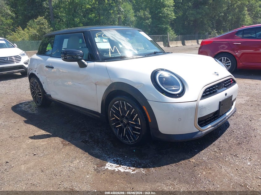 Photo of the 2025 MINI HARDTOP COOPER S