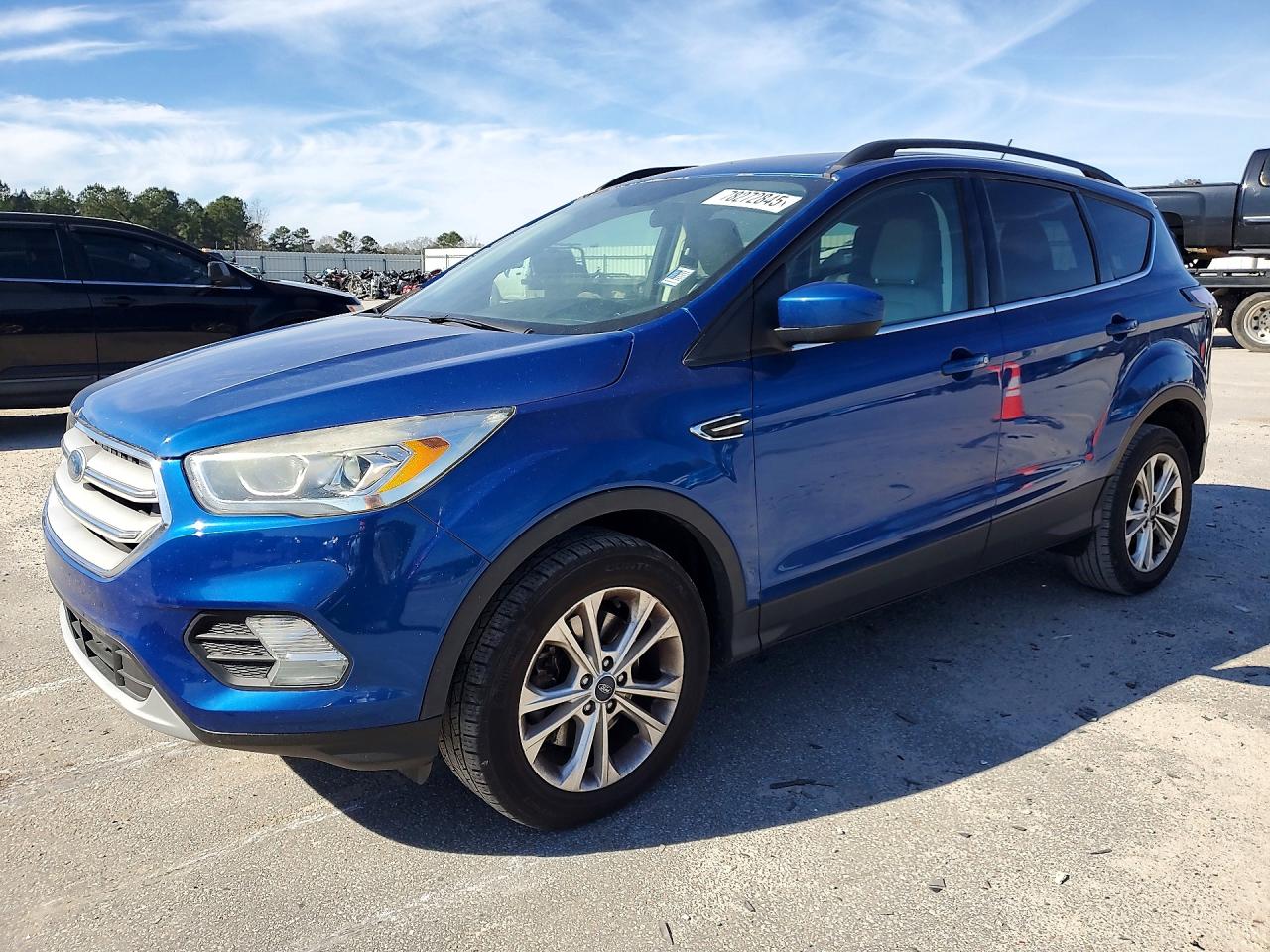 Photo of the 2018 FORD ESCAPE SEL