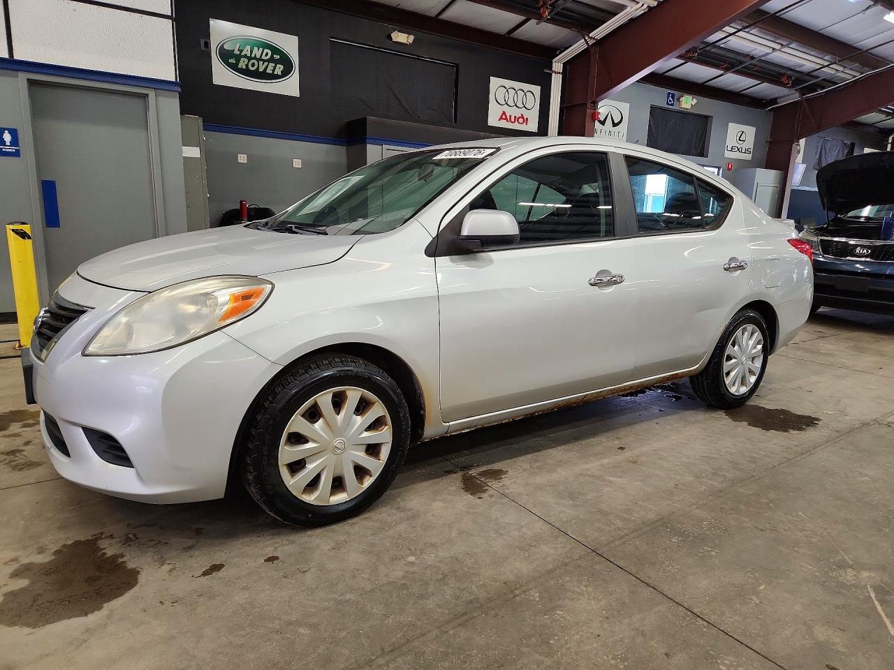 Photo of the 2013 NISSAN VERSA 1.6 S