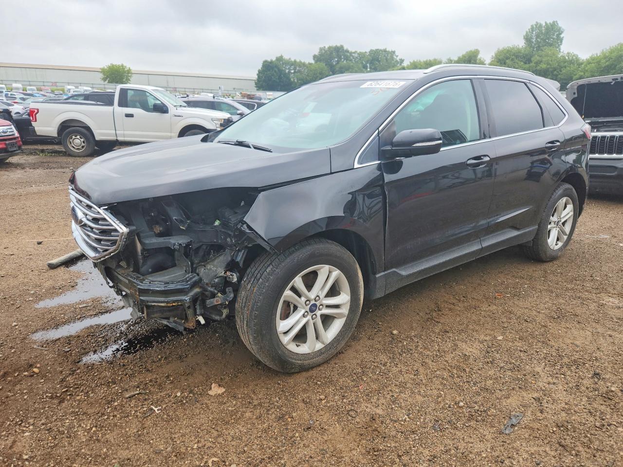 Photo of the 2019 FORD EDGE SEL